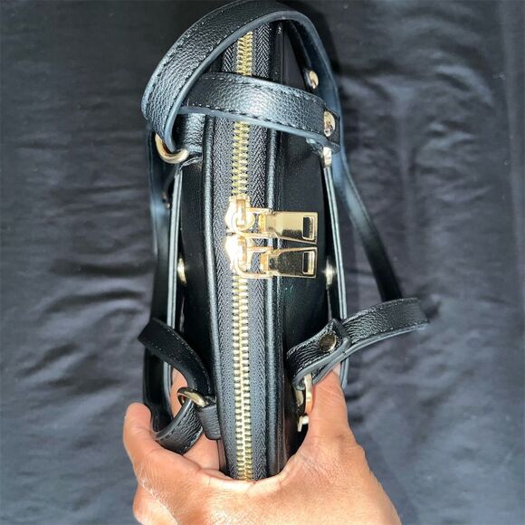 Miztique The Daisy Women's Convertible Backpack Purse Black Casual - Picture 3 of 8